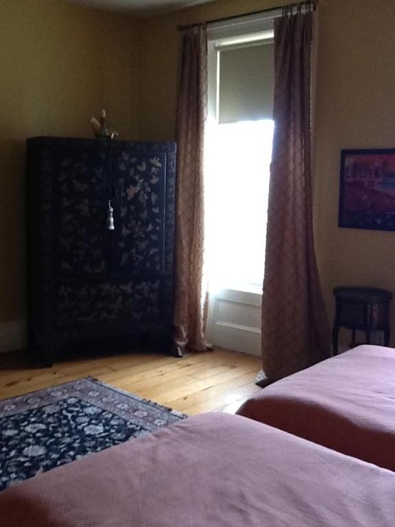 Bed and Breakfast MacKechnie House Cobourg Zimmer foto