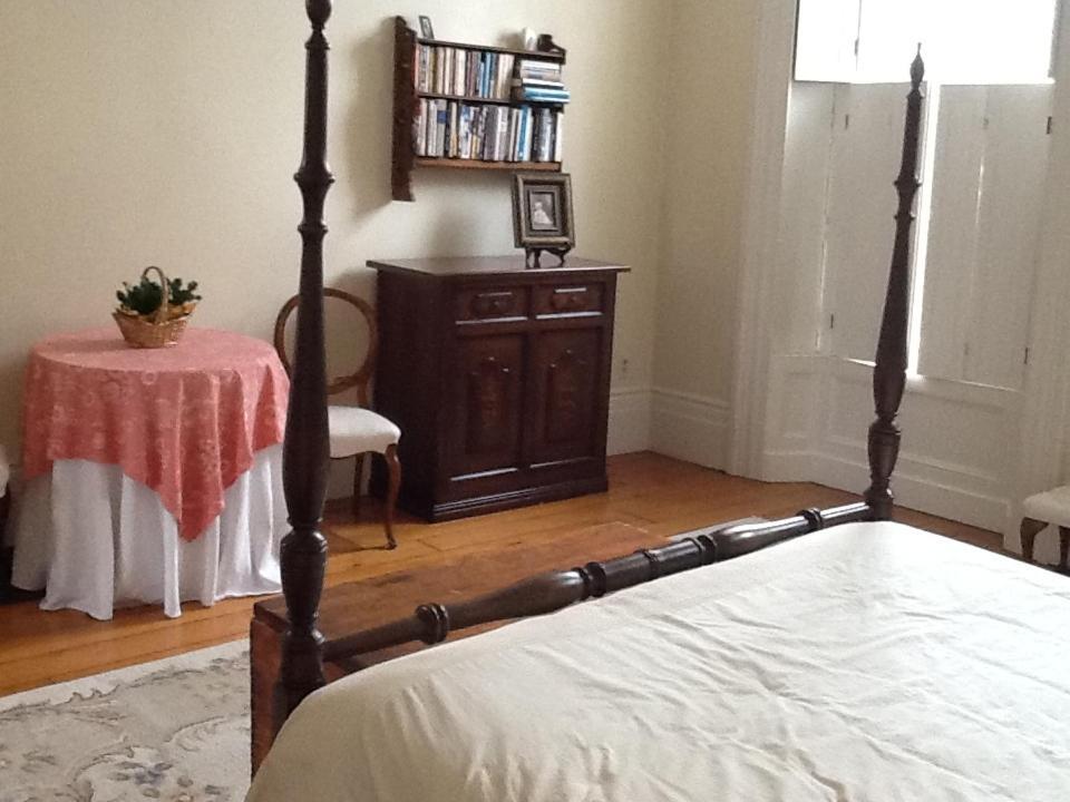 Bed and Breakfast MacKechnie House Cobourg Zimmer foto