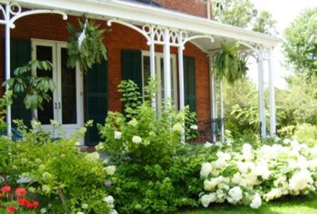 Bed and Breakfast MacKechnie House Cobourg Exterior foto